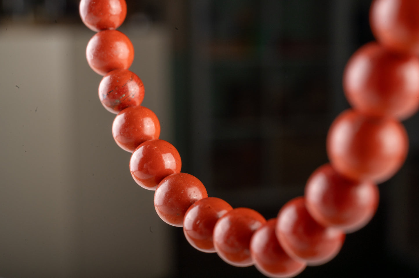Bracelet en Jaspe Rouge – Ancrage et stabilité