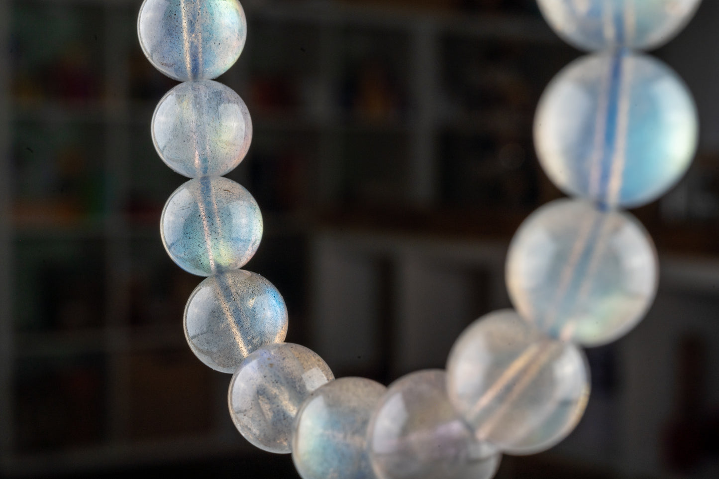 Bracelet en Labradorite – Protection & Équilibre Énergétique
