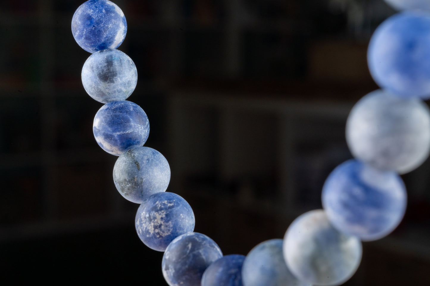 Bracelet en Sodalite – Clarté Mentale & Harmonie Intérieure