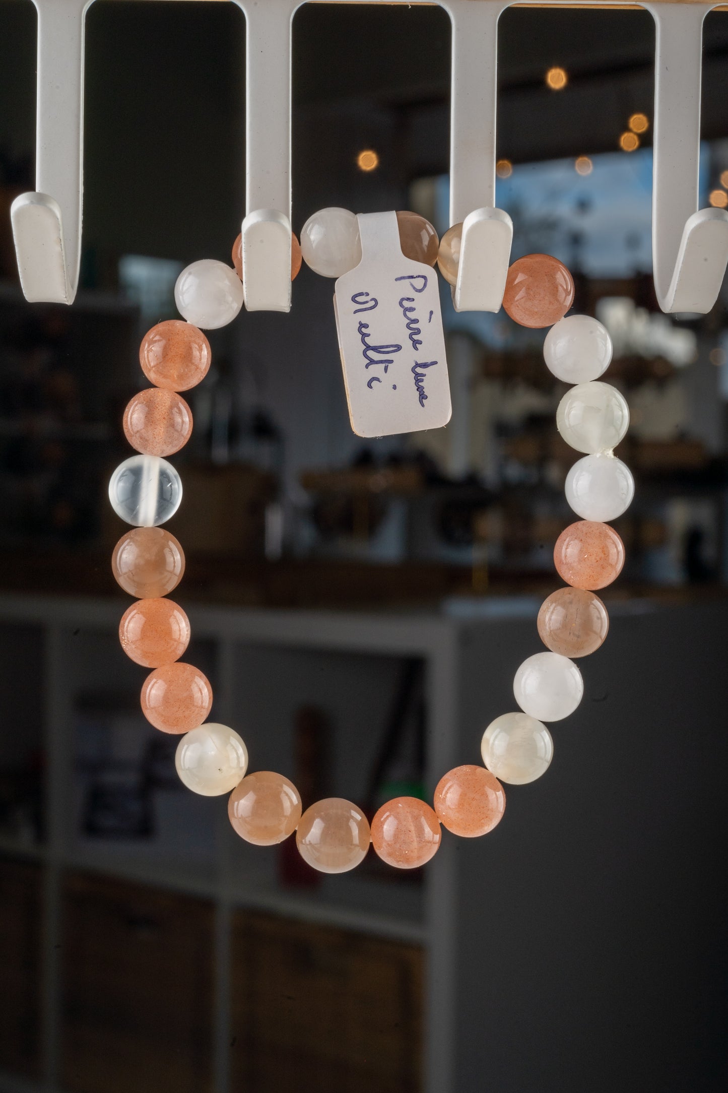 Bracelet en Pierre de Lune Multicolore – Intuition, Féminité & Équilibre Émotionnel