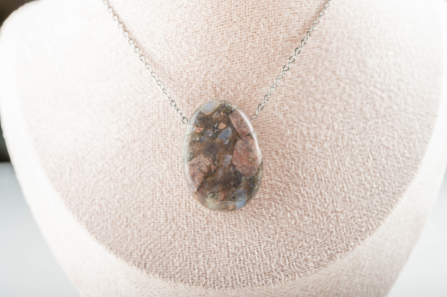 Pendentif en Libérite