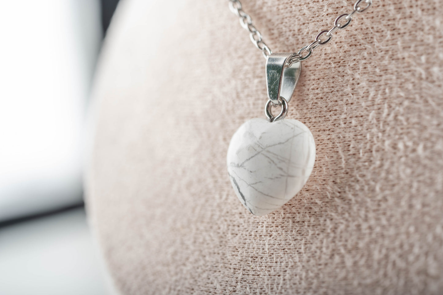 Collier Pendentif Cœur sur Chaîne en Acier Inoxydable – 15 mm