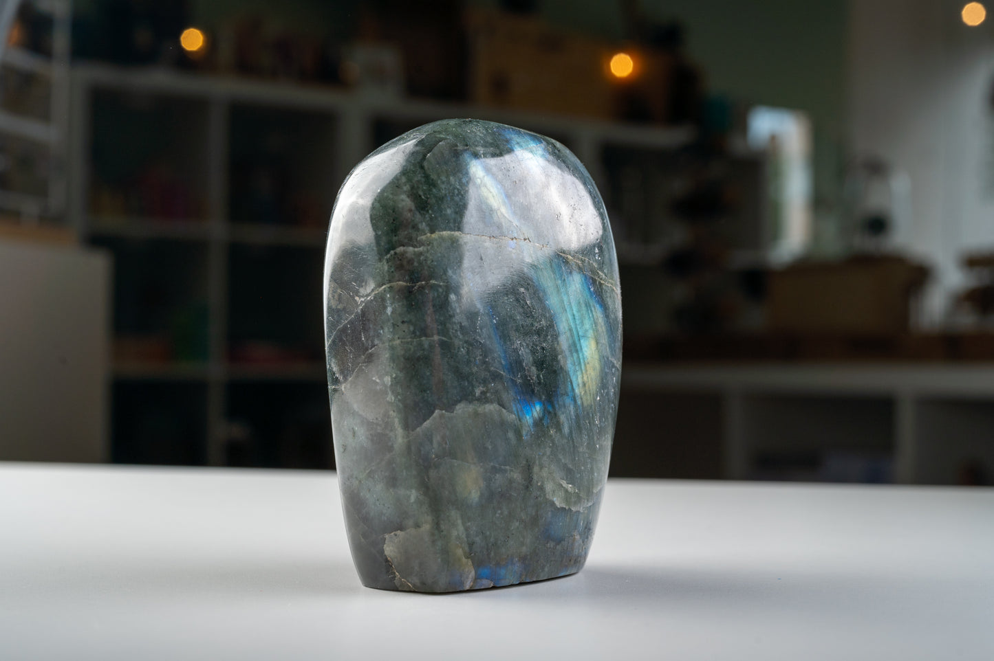 Labradorite bleue 635g